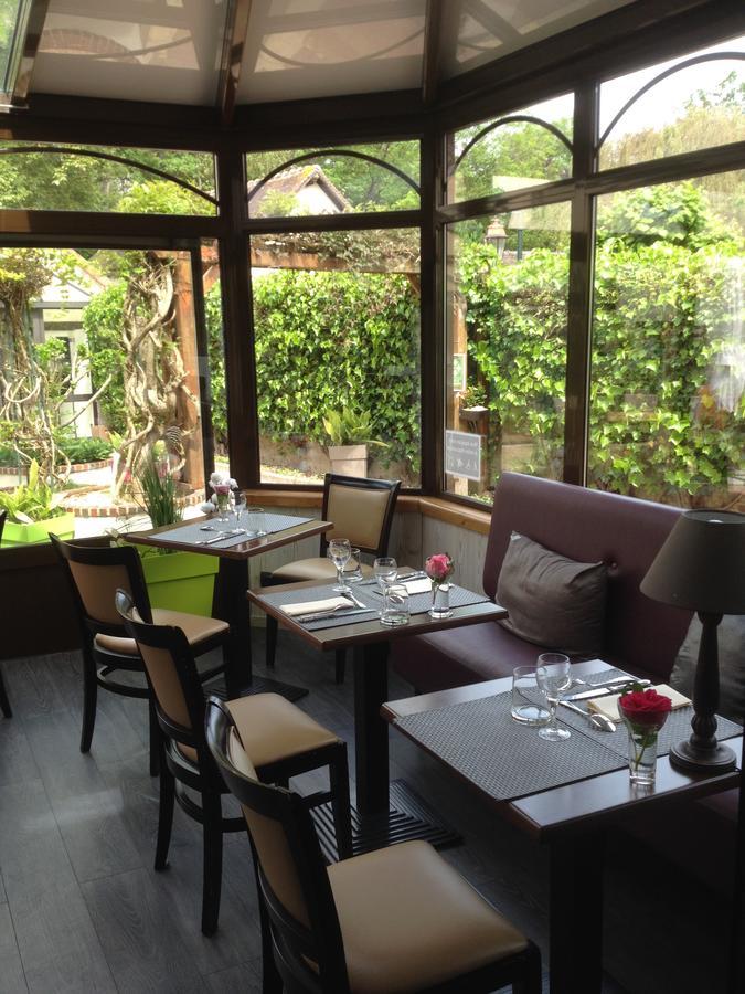 Auberge La Pomme De Pin Hotel Senonches Ngoại thất bức ảnh