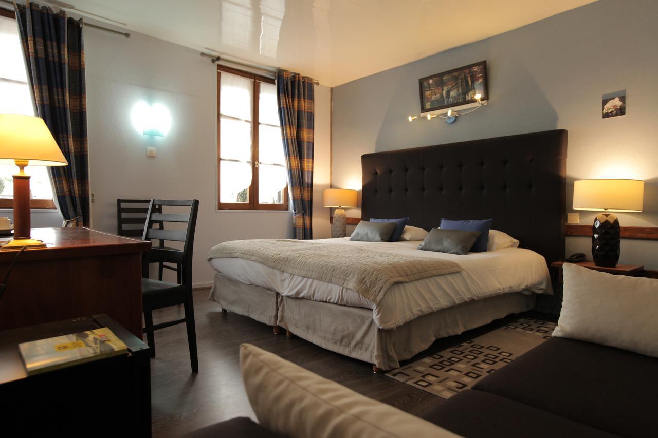 Auberge La Pomme De Pin Hotel Senonches Ngoại thất bức ảnh